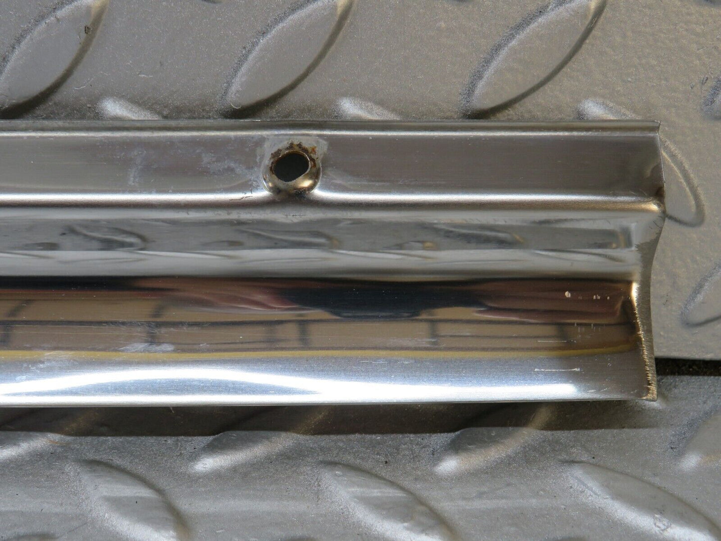 37383 Mercedes-Benz W109 300SEL Front Left Door Sill Chrome
