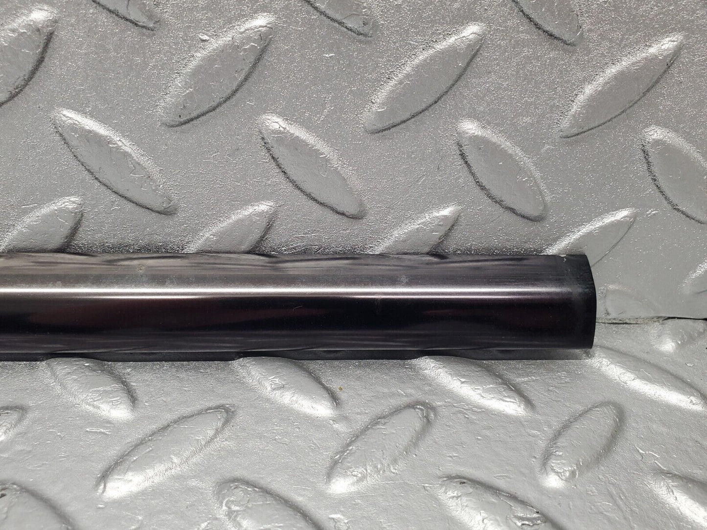 46977 Mercedes-Benz R129 320SL Coupe Right Door Window Moulding Trim