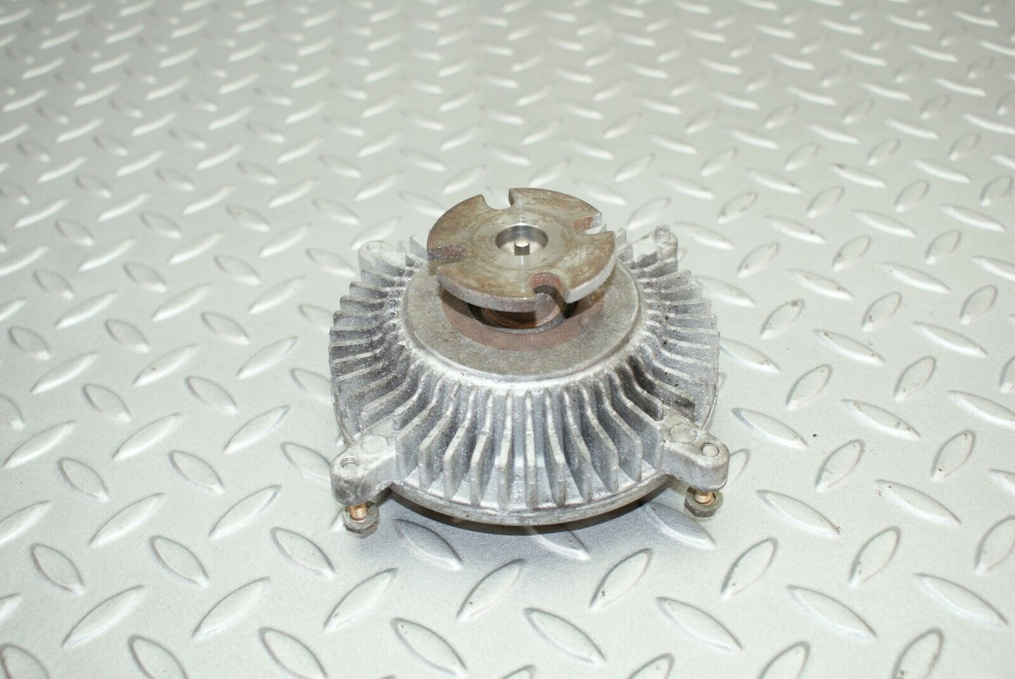 2549 Mercedes-Benz W116 350SE Engine Cooling Fan Clutch 11620001223