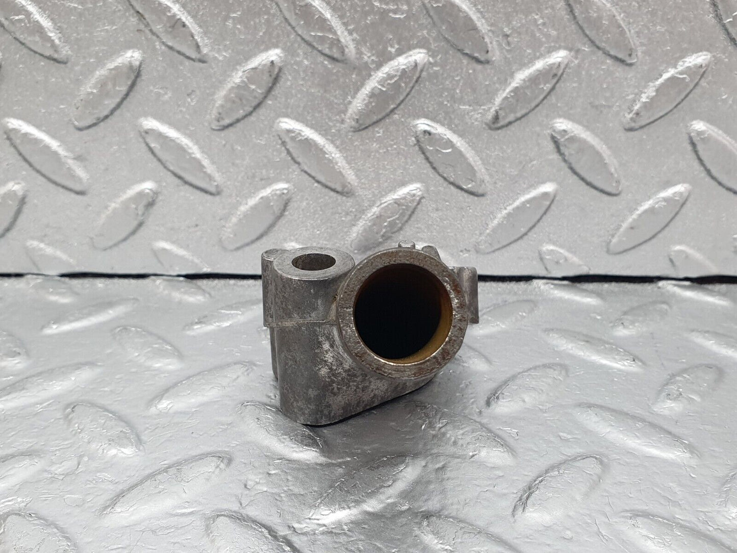 44043 Mercedes-Benz C123 230CE Coupe Cooling Water Pump Housing 1022030073