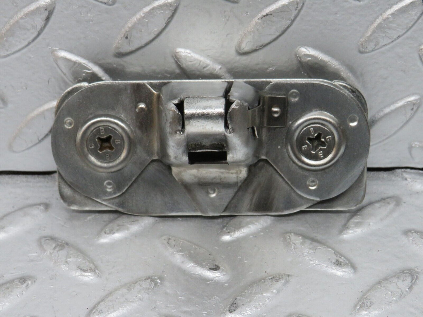 0709 Mercedes-Benz C107 350SLC Coupe Trunk Lock