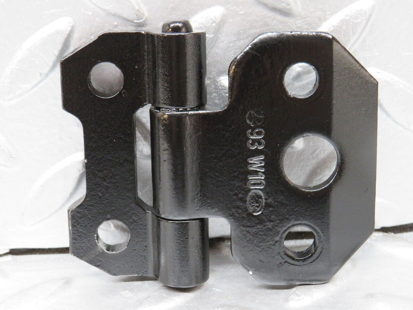 31784 Mercedes-Benz W201 190LE 1.8L Right Door Hinge Pair