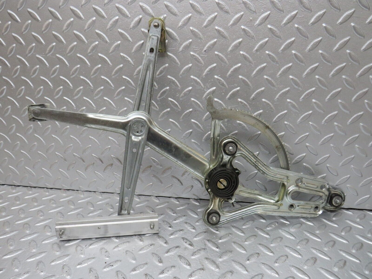 33965 Mercedes-Benz W124 260E Front Right Power Window Regulator