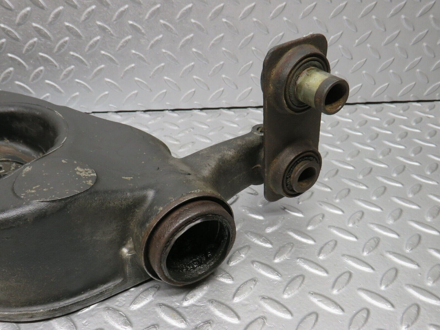 39313 Mercedes-Benz R107 500SL Trailing Arm Control Arm Rear Left 1263520404