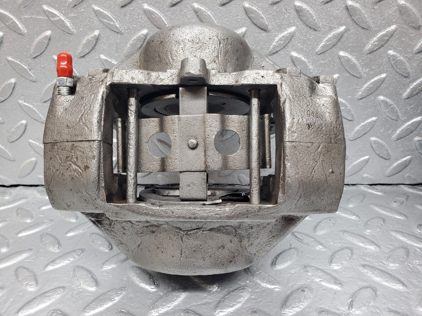 45916 Mercedes-Benz W126 420SE Front Brake Caliper Left & Right ATE