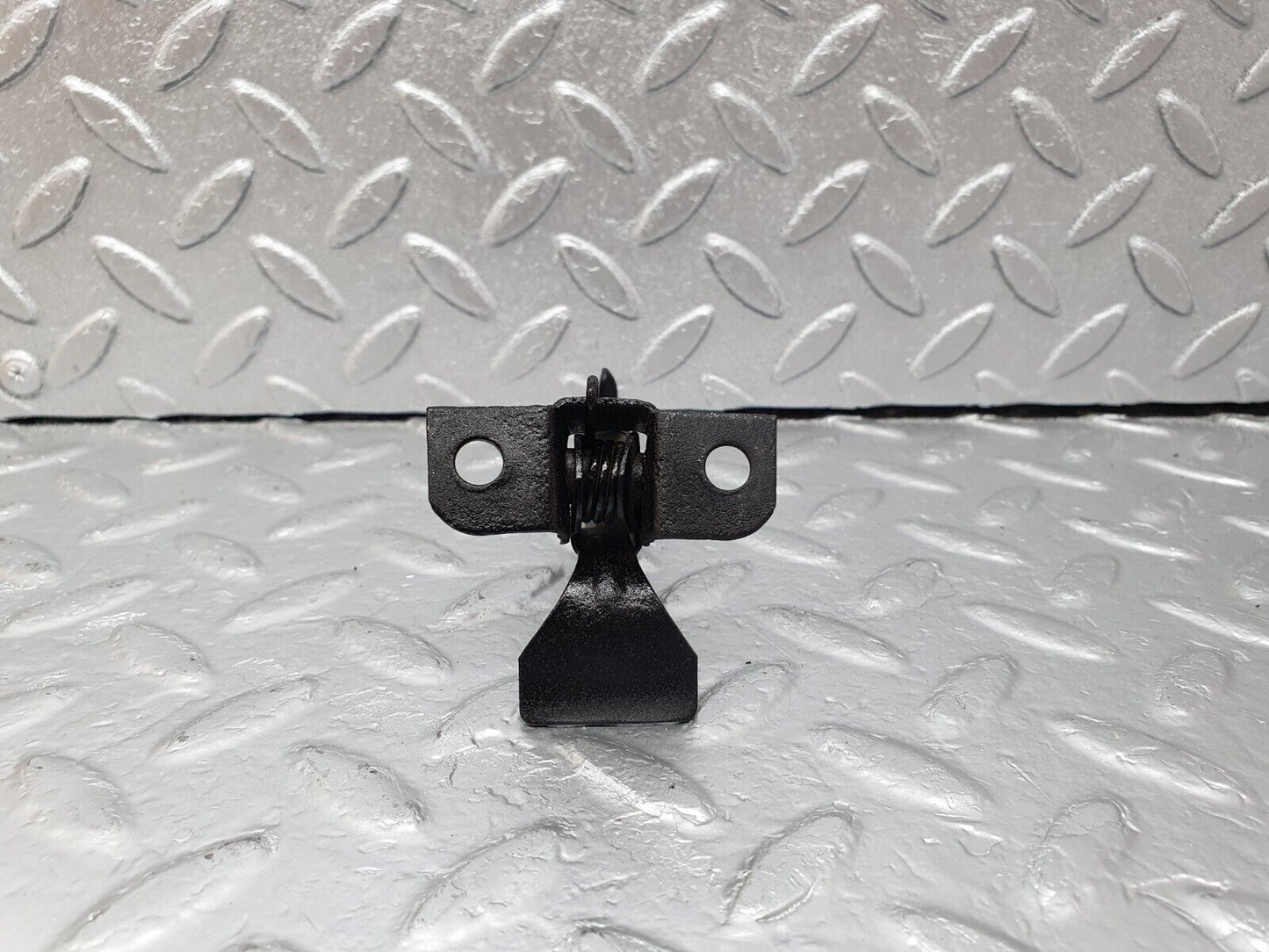 43256 Mercedes-Benz W108 280SE Bonnet Safety Latch