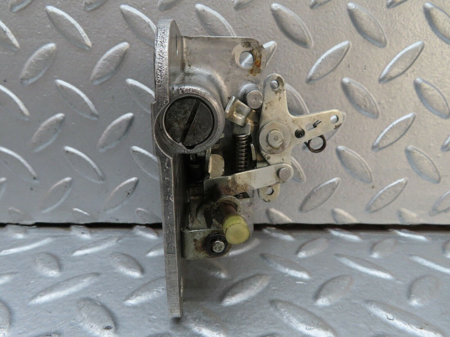 18585 Mercedes-Benz W120 W121 Ponton Rear Right Door Lock Mechanism