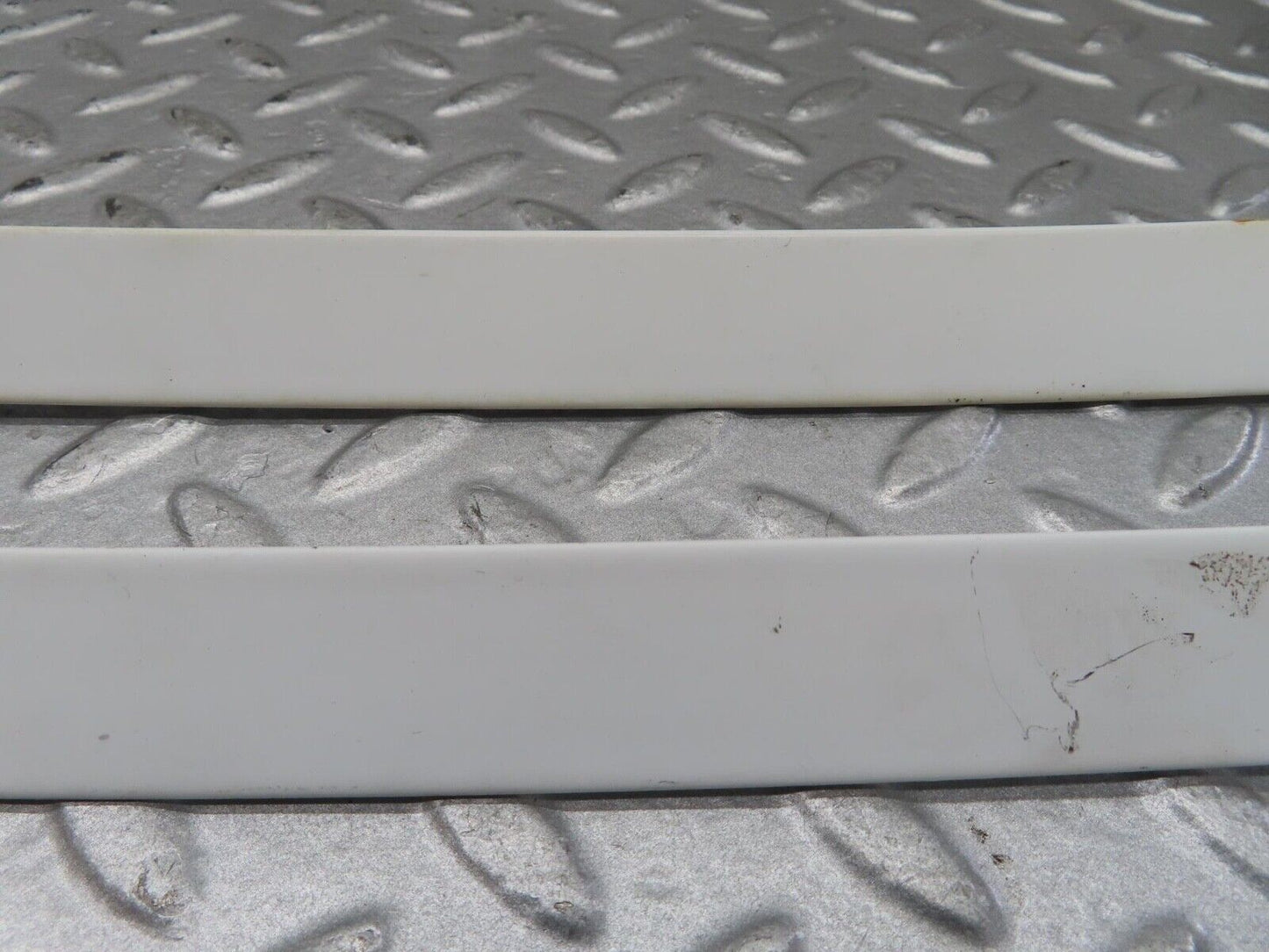 16439 Mercedes-Benz W124 260E C Pillar Lower Moulding Trim