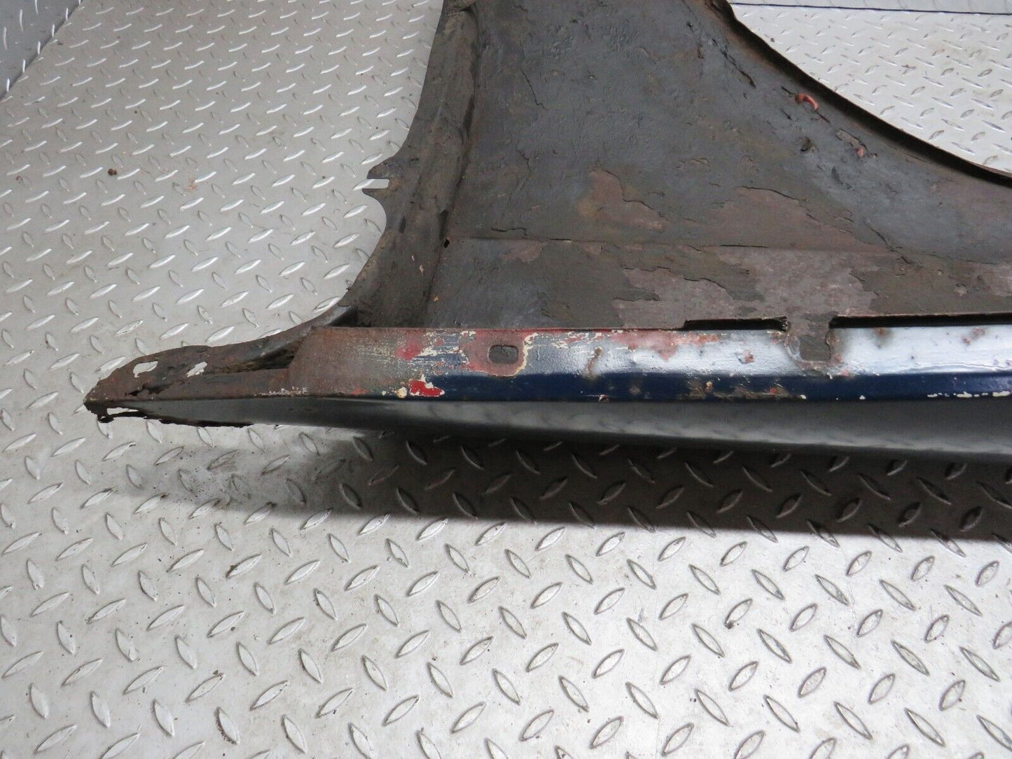 40526 Mercedes-Benz W110 230 Front Right Wing Fender Panel