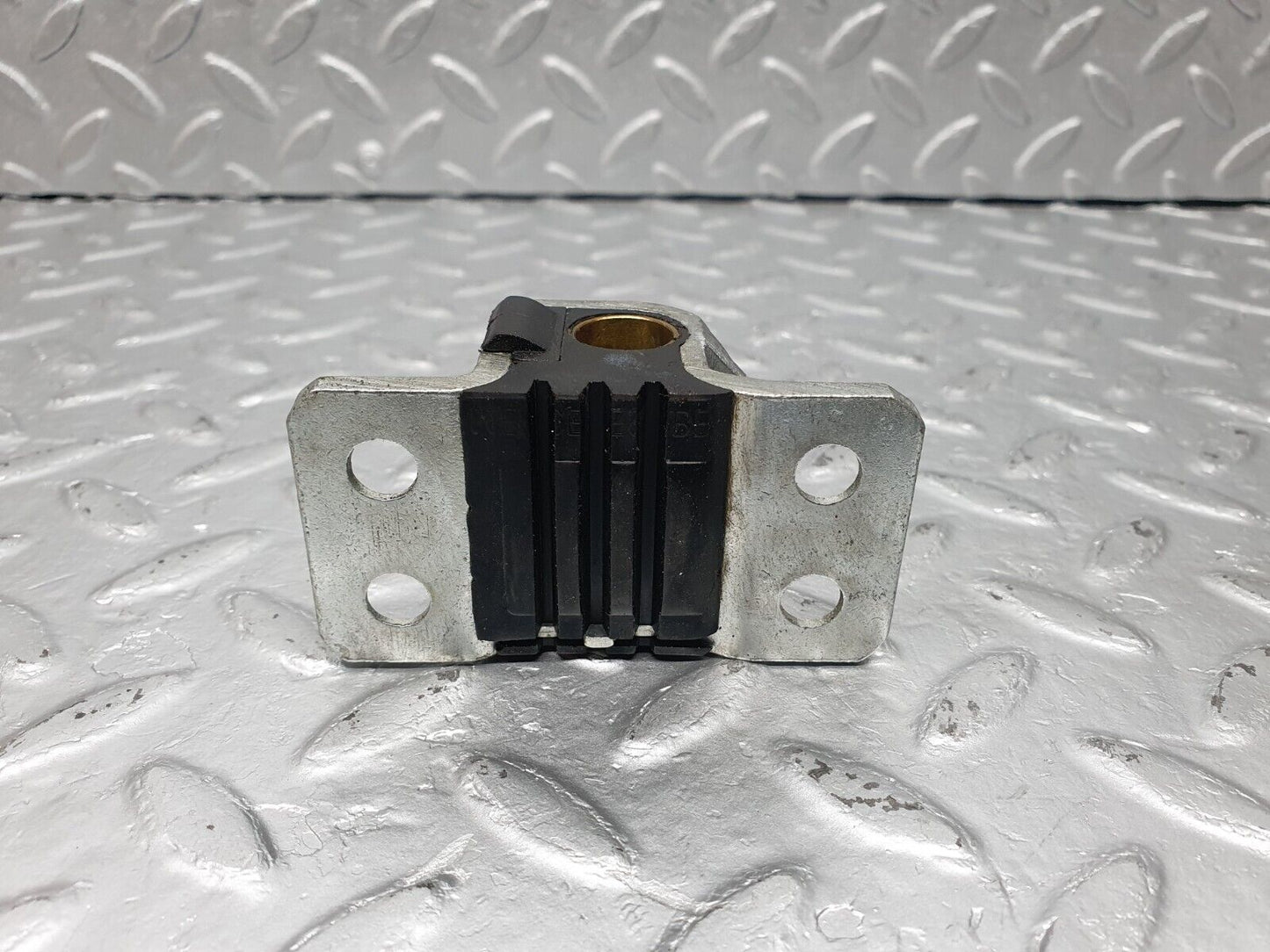 40914 Mercedes-Benz W126 300SE Door Lock Latch Left Side