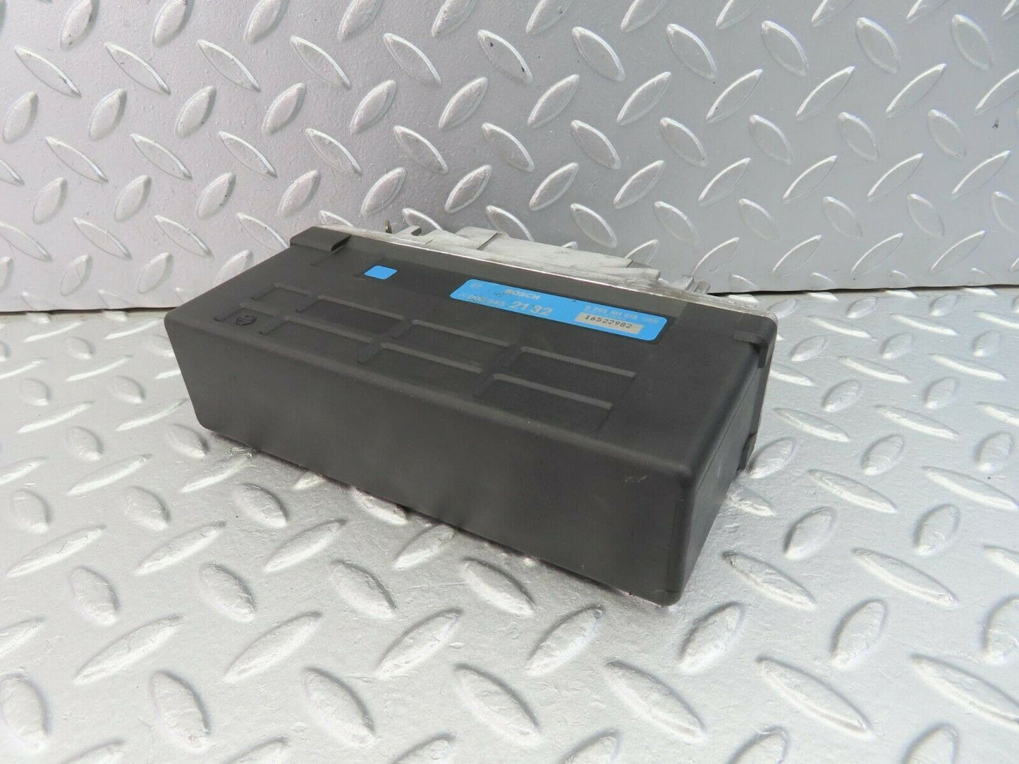 10463 Mercedes-Benz W201 190E ABS Control Unit Bosch 0055452132