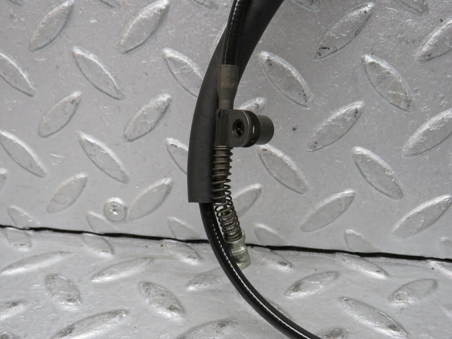 37942 Mercedes-Benz A124 320E Cabriolet Gearbox Cable 1242600351