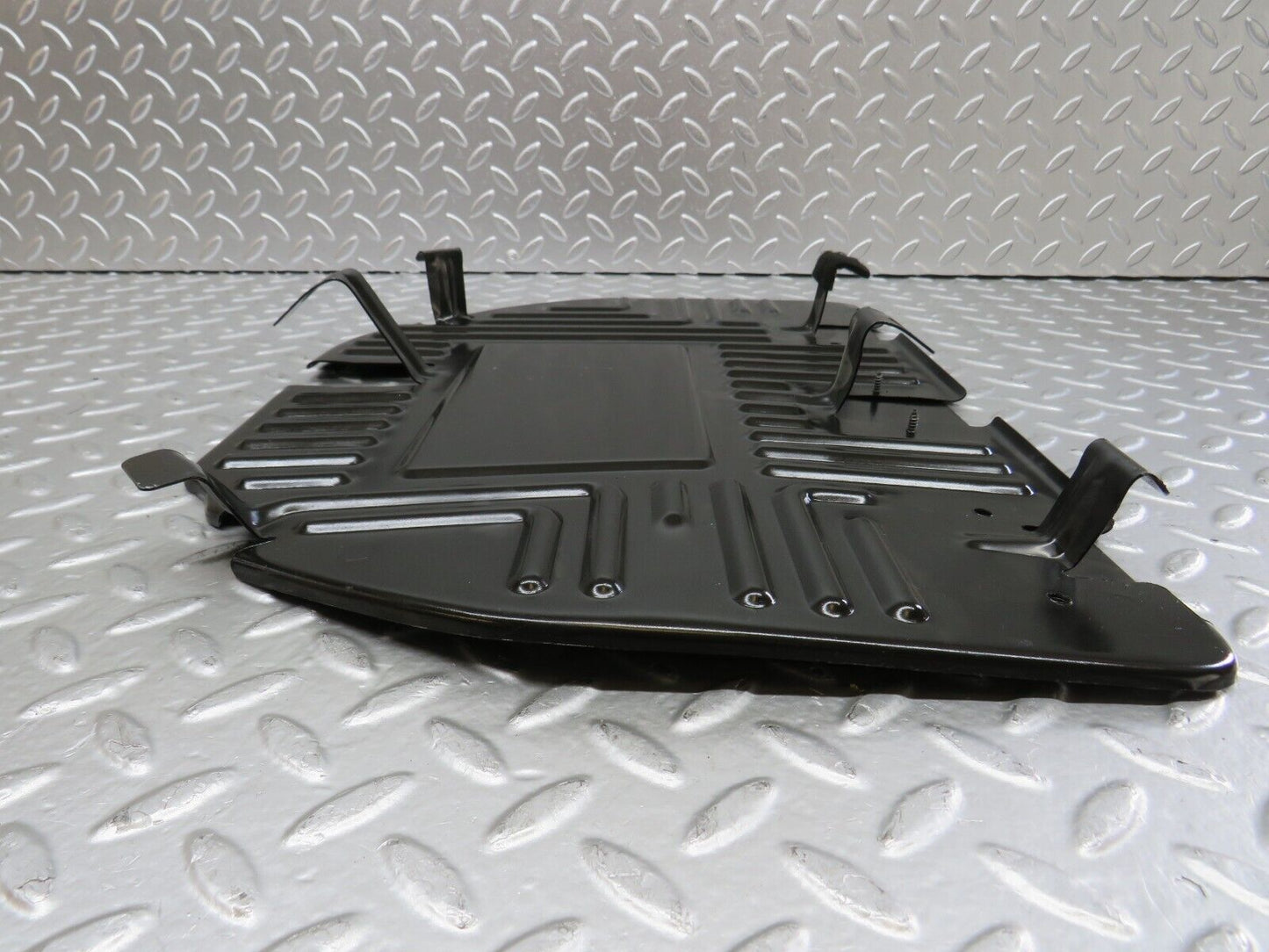 25745 Mercedes-Benz W124 280E Front Right Floor Relay Cover 2028171320