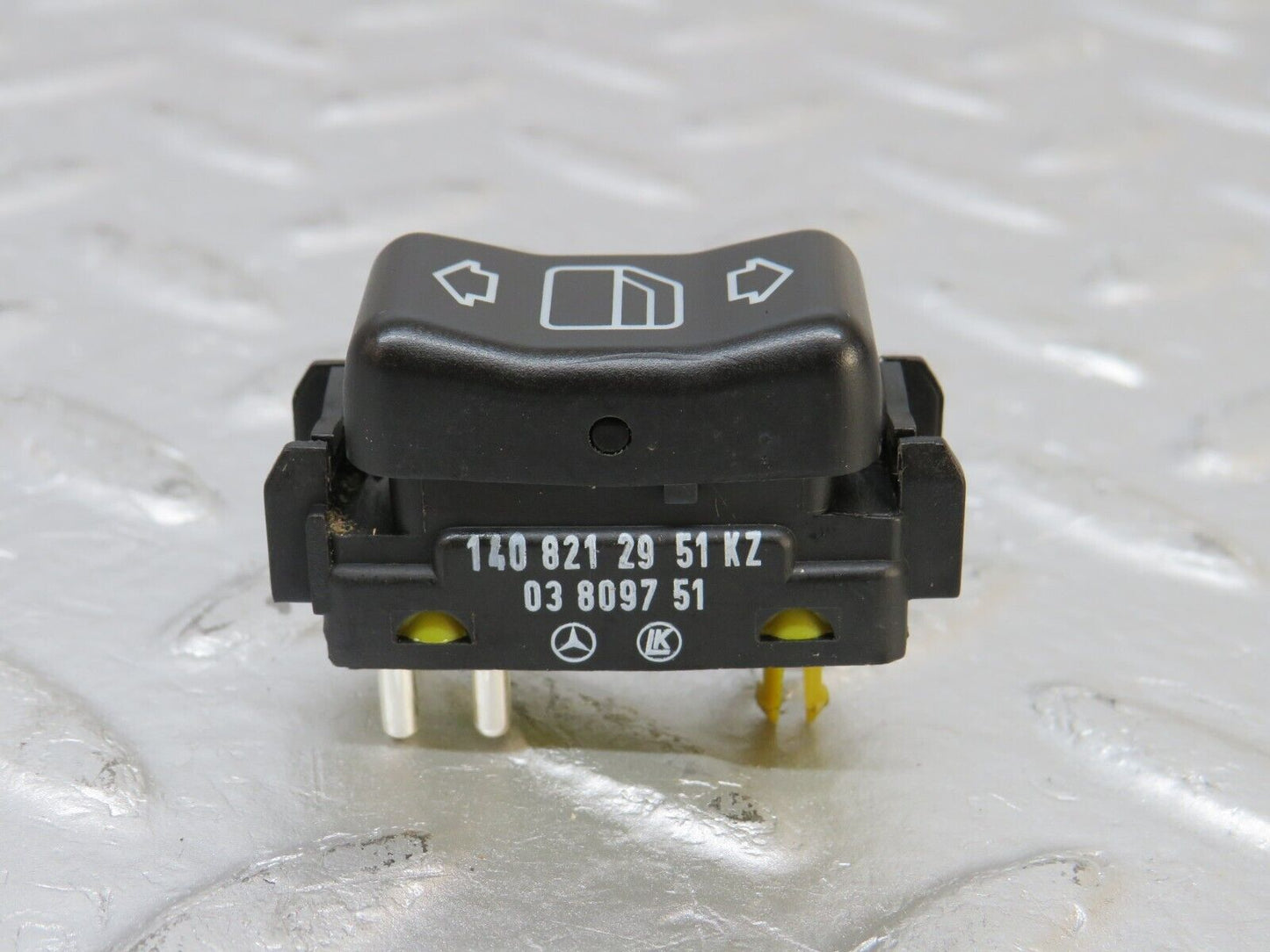33320 Mercedes-Benz W202 C180 Electric Window Switch Left 1408212951