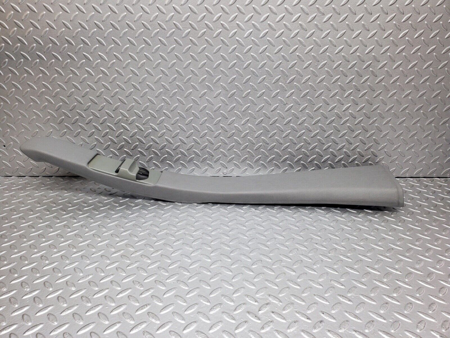 44578 Mercedes-Benz W124 220E B Pillar Cover Left Side Grey 1246923589