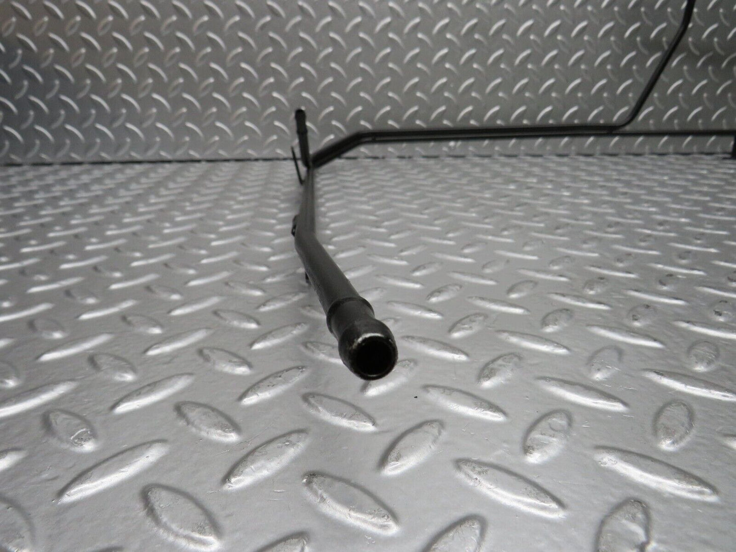 29952 Mercedes-Benz C124 320CE Coupe Oil Cooling Pipe