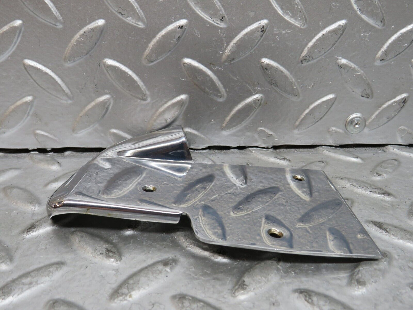 29133 Mercedes-Benz C124 320CE Coupe B Pillar Chrome Cover Plate Right Side