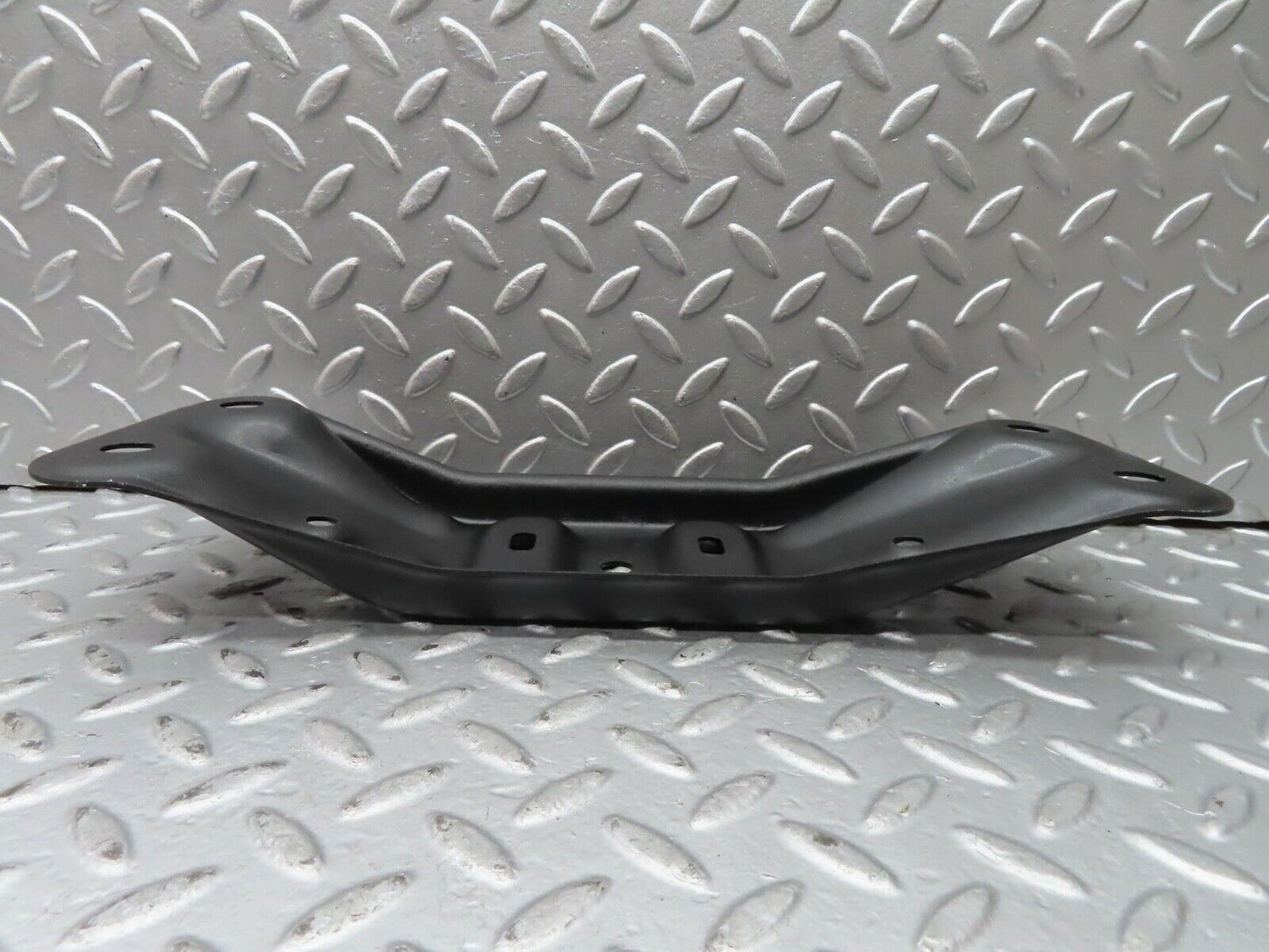 21529 Mercedes-Benz W126 300SE Gearbox Mount Bracket