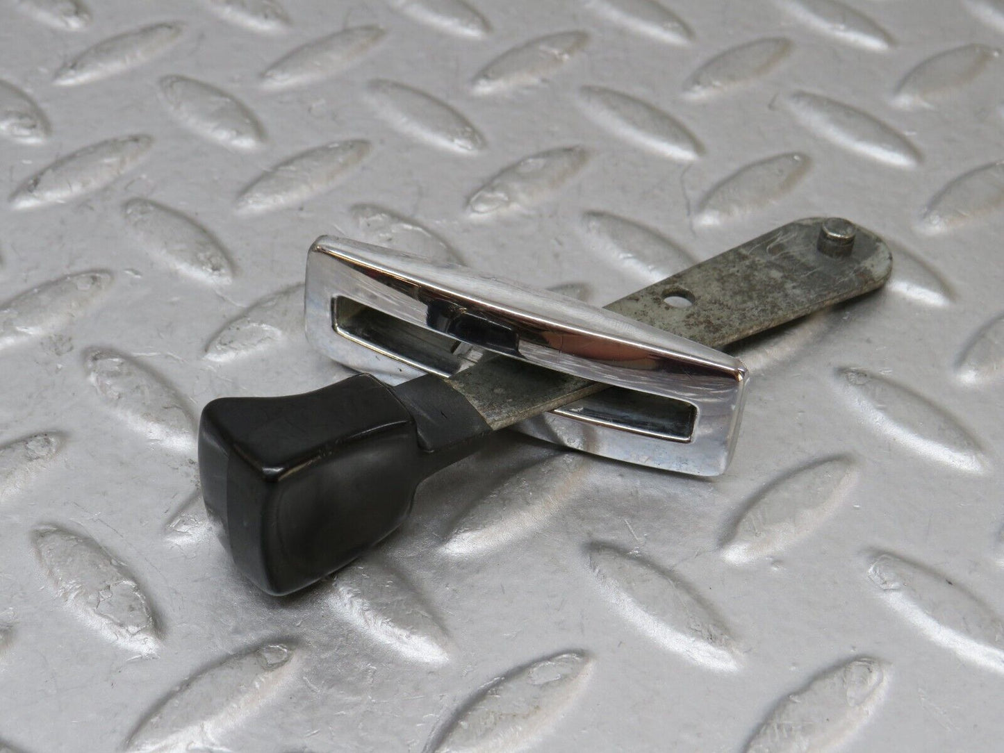 35531 Mercedes-Benz R107 280SL Right Seat Folding Lever