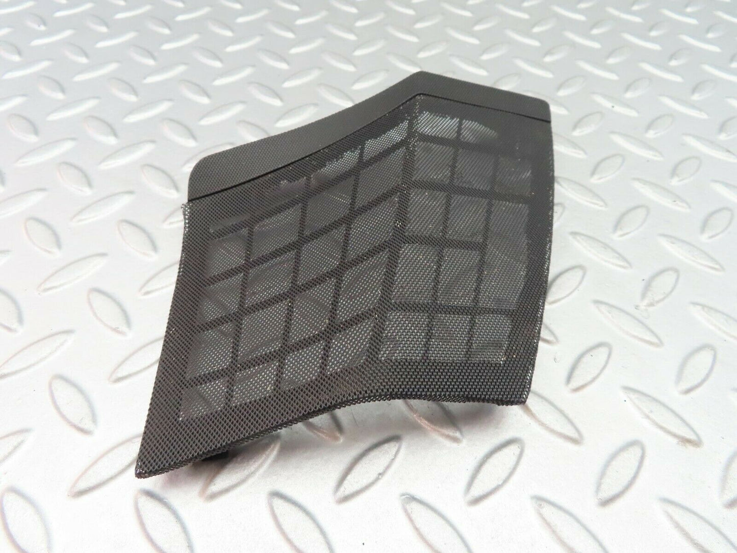 7121 Mercedes-Benz S124 E220 Wagon Dashboard Speaker Cover Grill Right