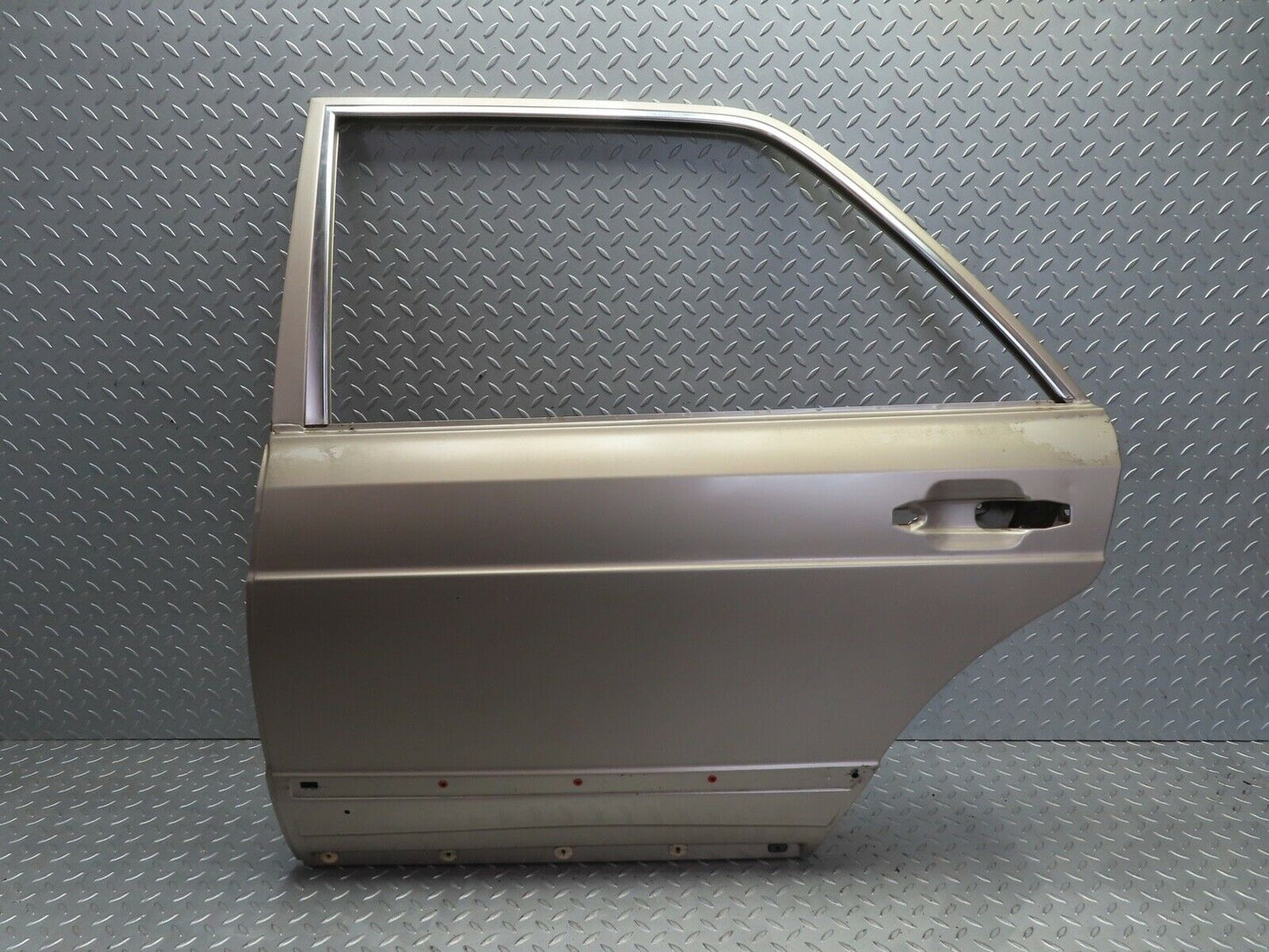 21534 Mercedes-Benz W126 300SE Rear Left Door