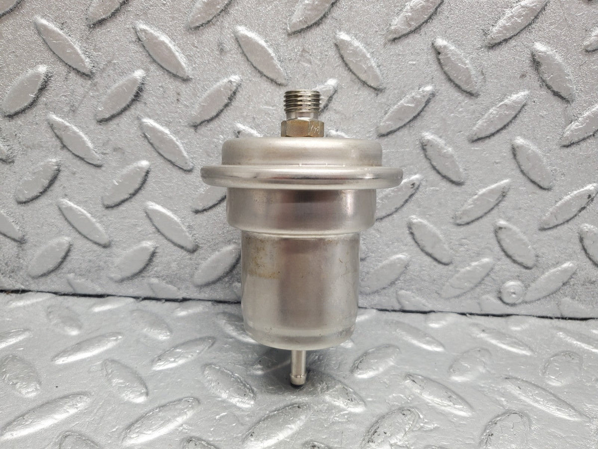 W201 Baby Benz fuel pressure regulator used OEM