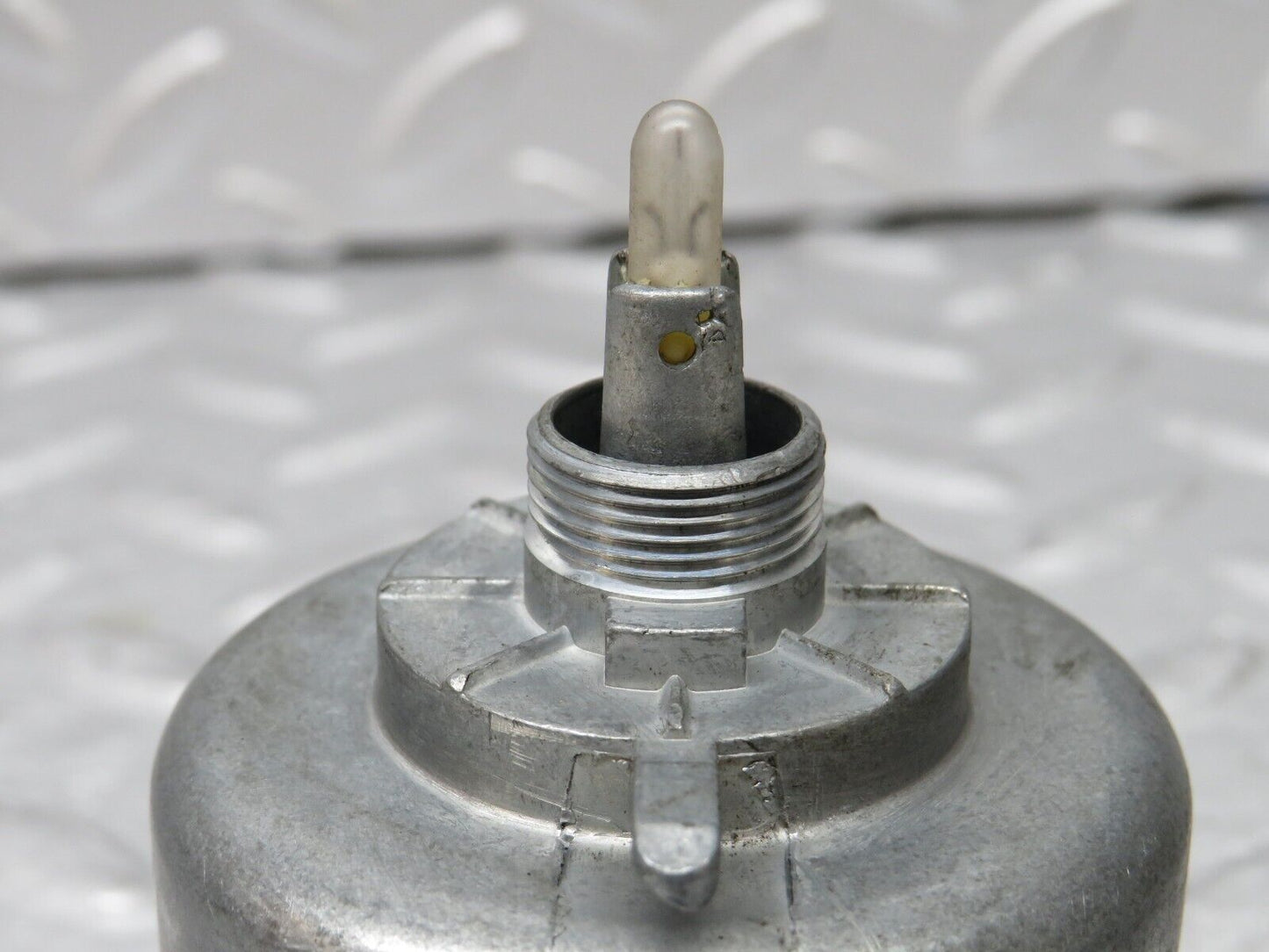 34070 Mercedes-Benz W124 260E Headlight Switch 0005455404