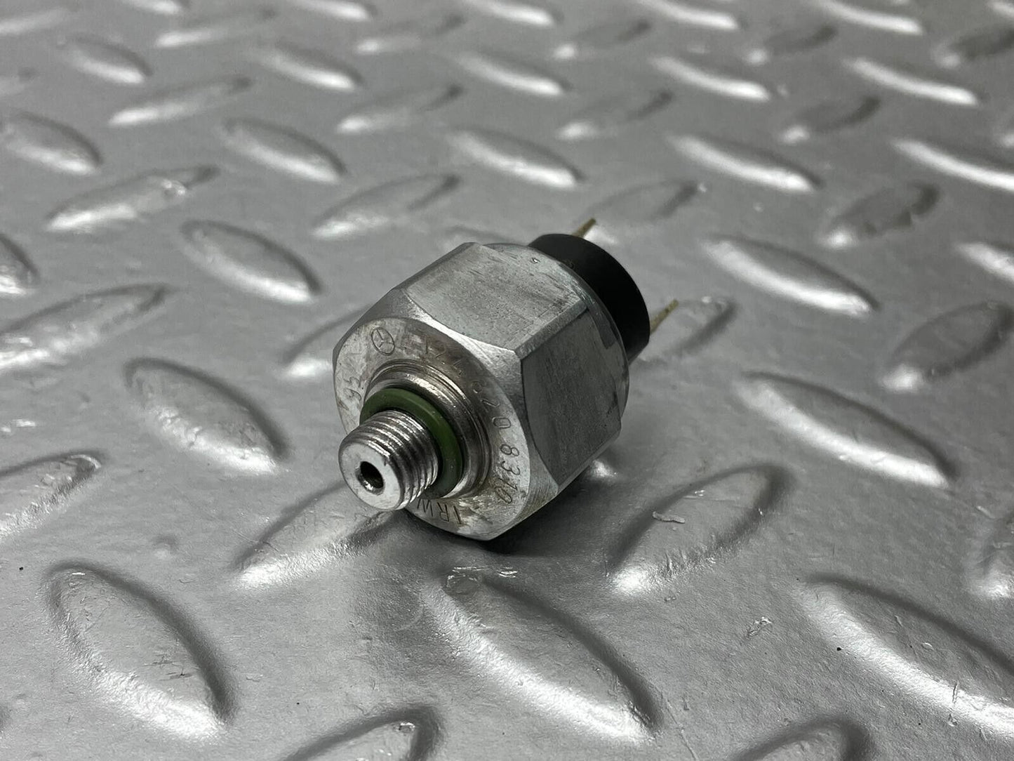 39582 Mercedes-Benz R129 320SL Coupe Aircon Pressure Switch 1248208310