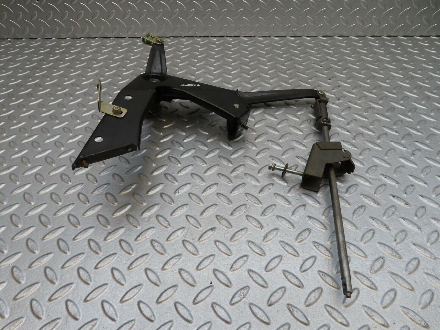 14393 Mercedes-Benz W116 350SE Handbrake Regulator