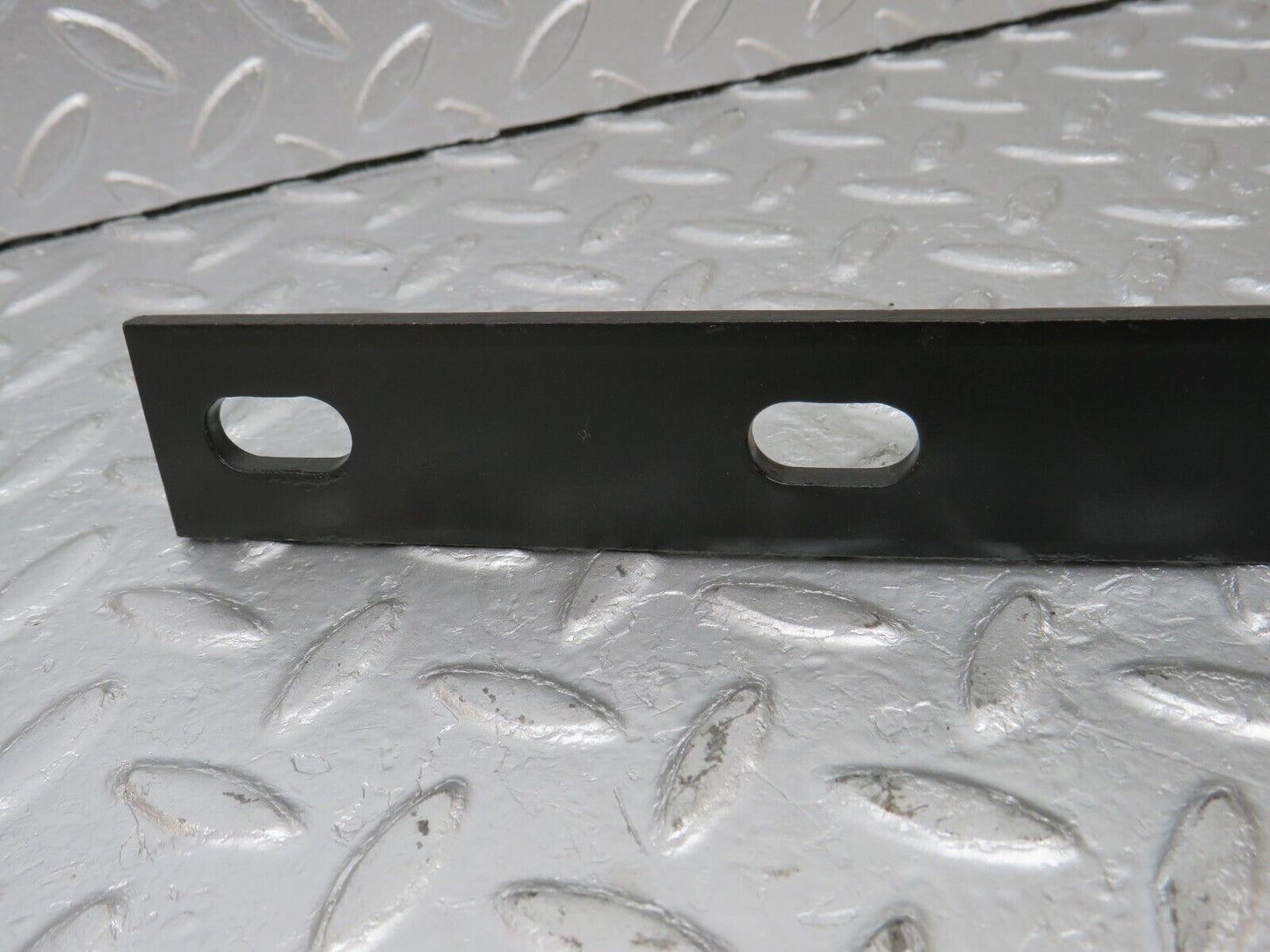 33555 Mercedes-Benz C107 R107 Front Left Bumper Bracket