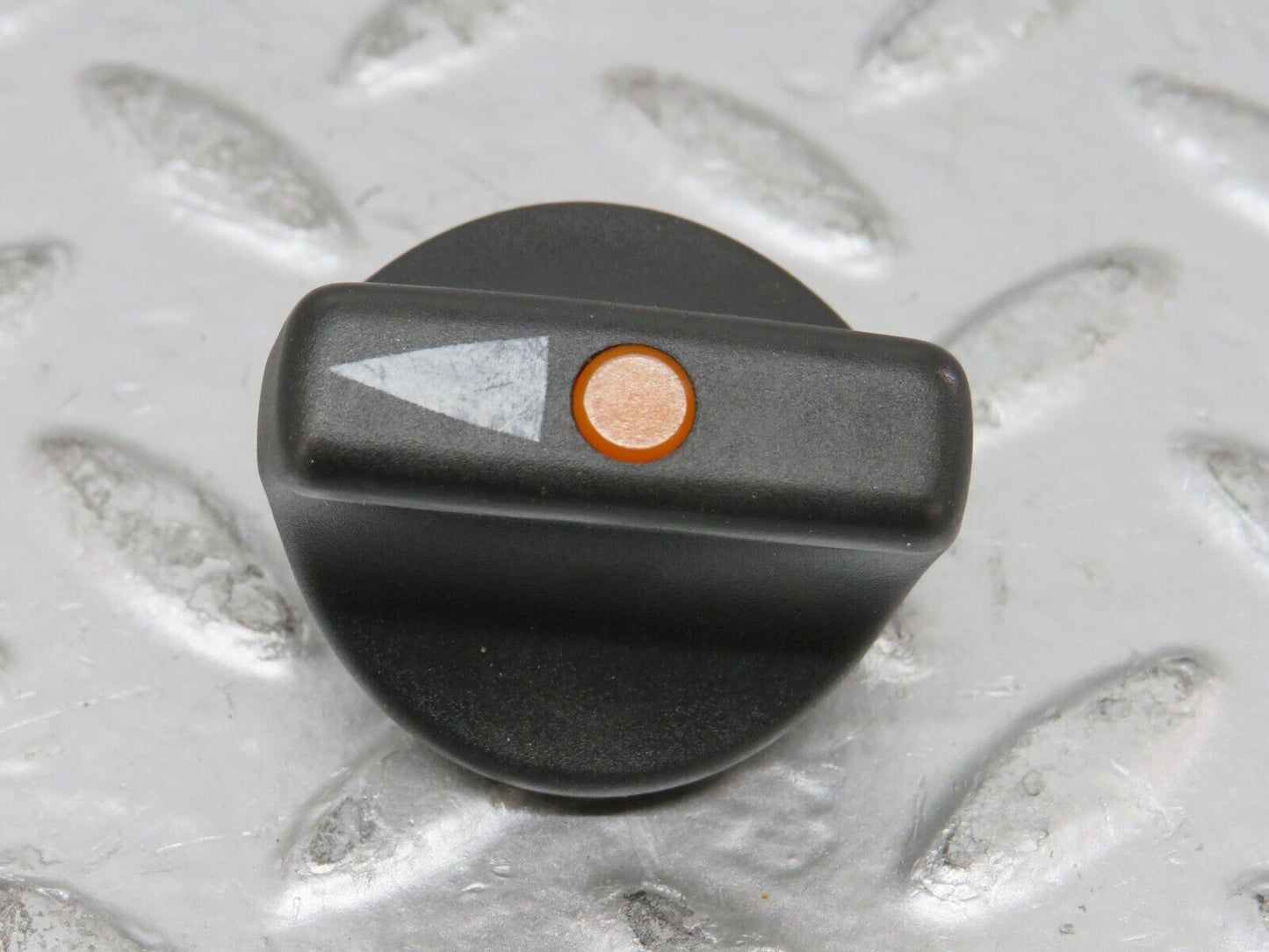 26926 Mercedes-Benz W123 240D Headlight Switch Knob