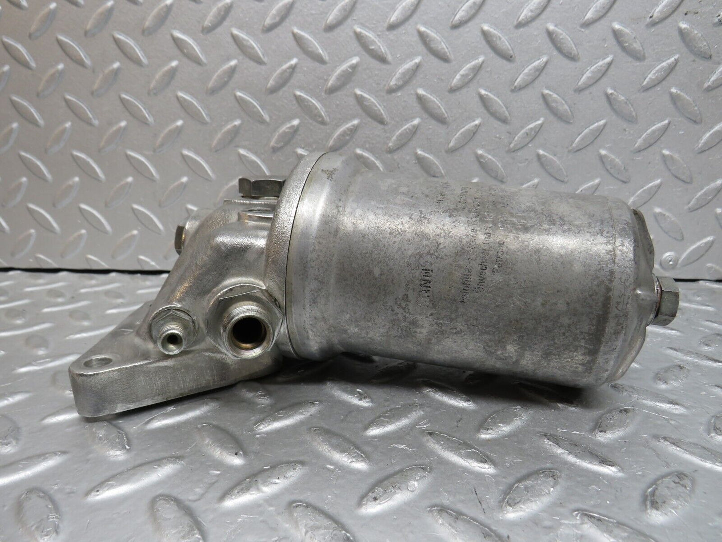 37699 Mercedes-Benz W108 280S Oil Filter Housing
