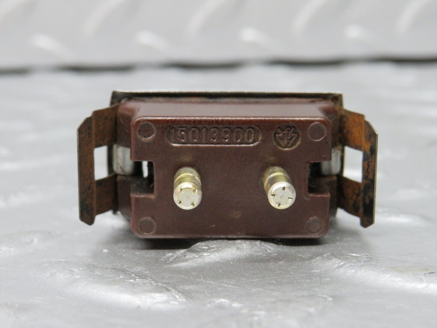37526 Mercedes-Benz W109 300SEL Interior Light Switch 15013900