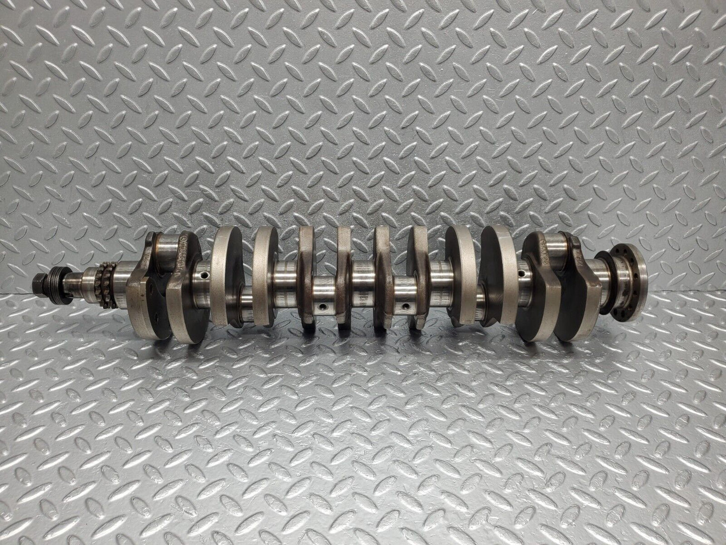 46722 Mercedes-Benz C123 280CE Coupe Crankshaft 1100310701