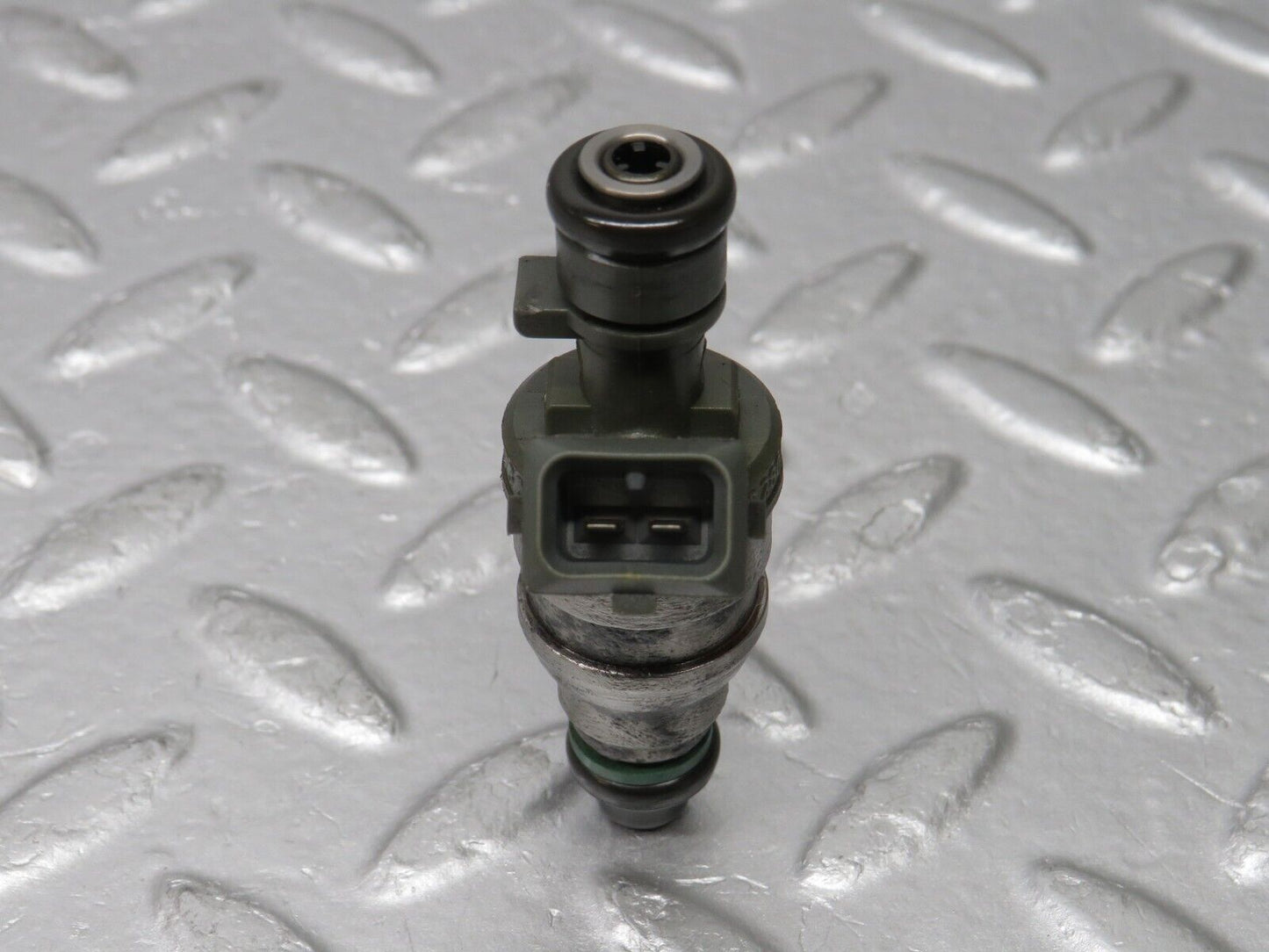 38142 Mercedes-Benz A124 320E Cabriolet Fuel Injector Bosch 0280155209 0000787323