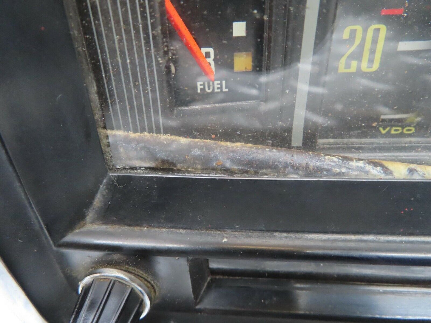 12699 Mercedes-Benz W111 220SE Instrument Cluster