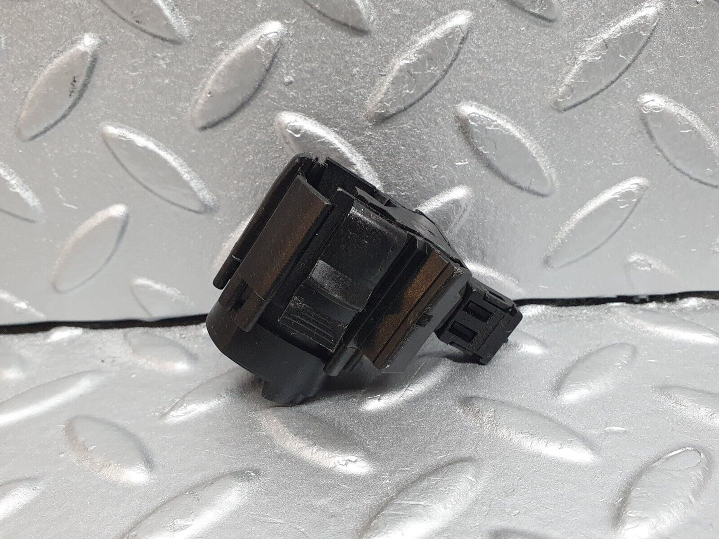 41924 Mercedes-Benz W202 C200 Kick Down Switch 0045451714