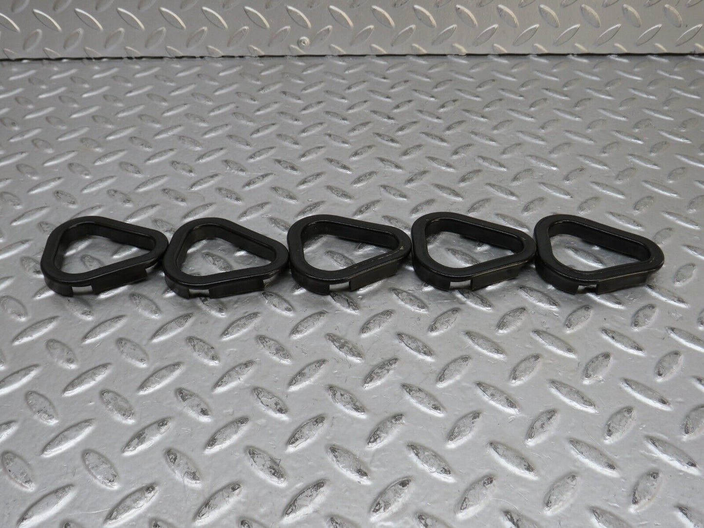 28128 Mercedes-Benz W123 280E Valve Cover Gasket Set 1100160721