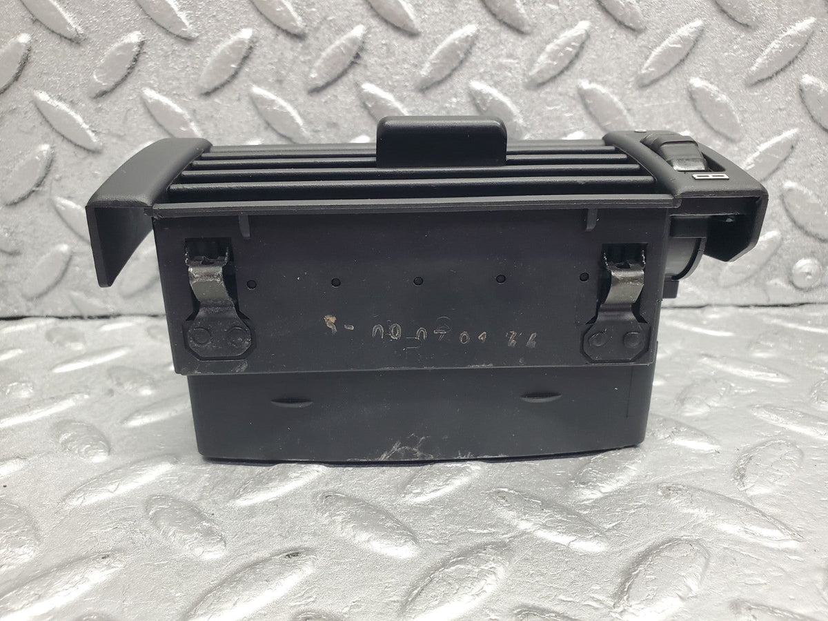 W124 dashboard air vent right used OEM