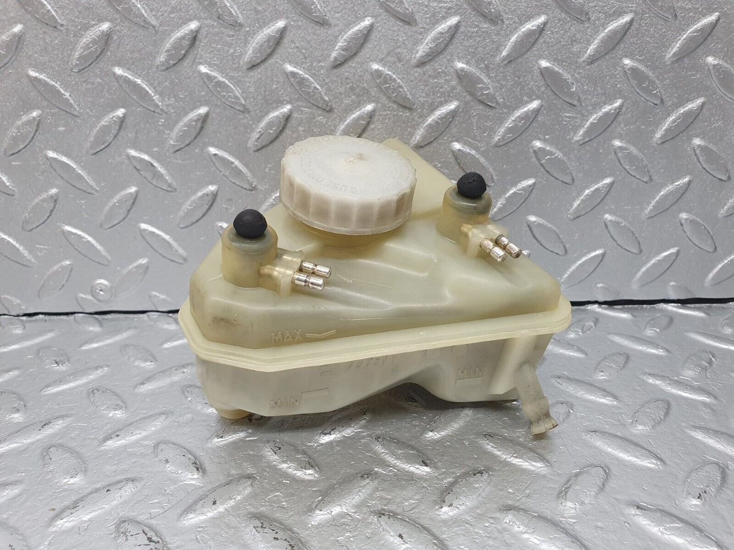 40728 Mercedes-Benz W123 300D Brake Fluid Reservoir Tank DBA