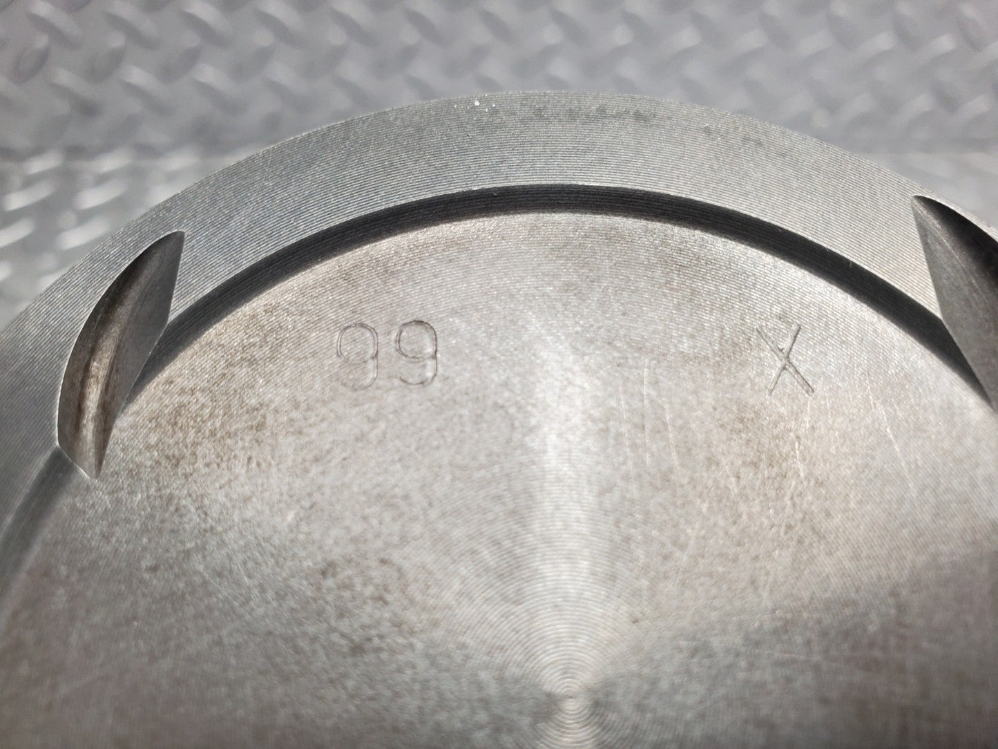 W124 Wagon piston with connecting rod used OEM