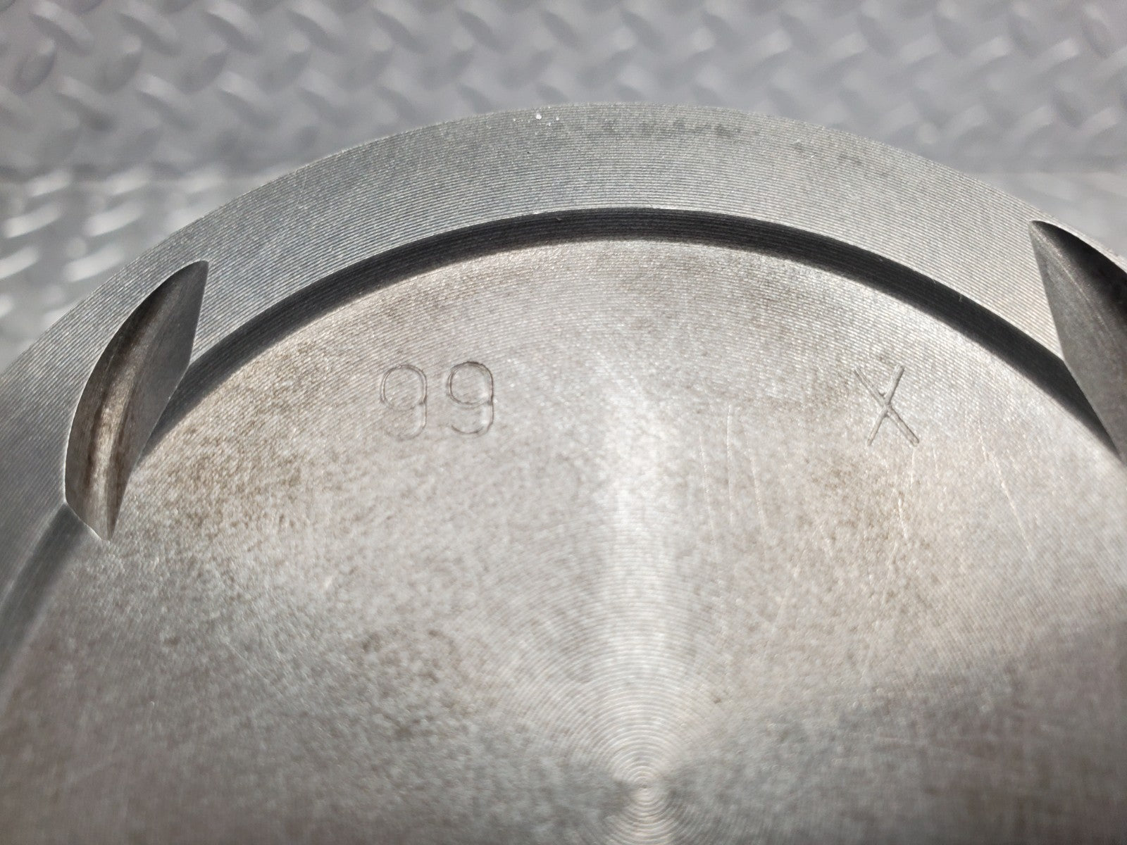 W124 Wagon piston with connecting rod used OEM