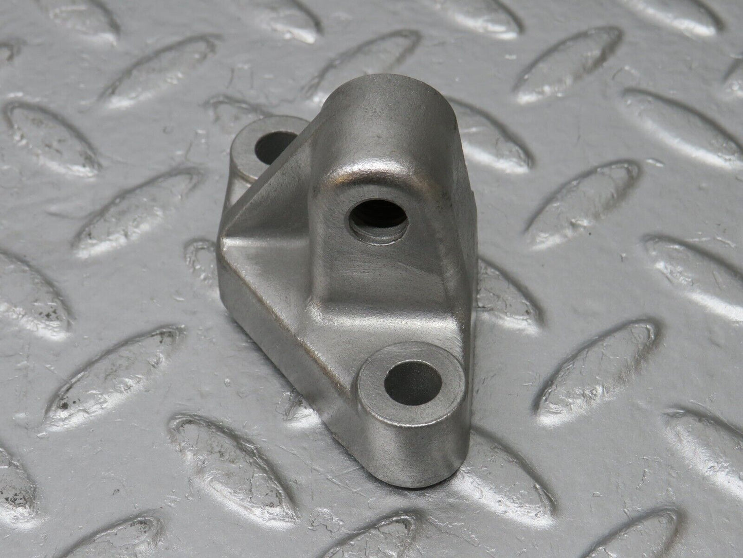 33740 Mercedes-Benz W201 190E 2.0L Alternator Generator Support Bracket 1021550735