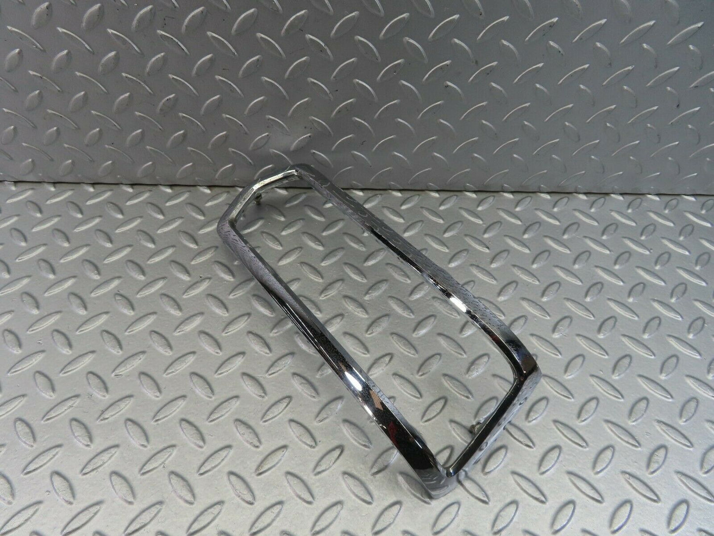 8841 Mercedes-Benz W108 Tail Light Chrome Frame Right 1088260259