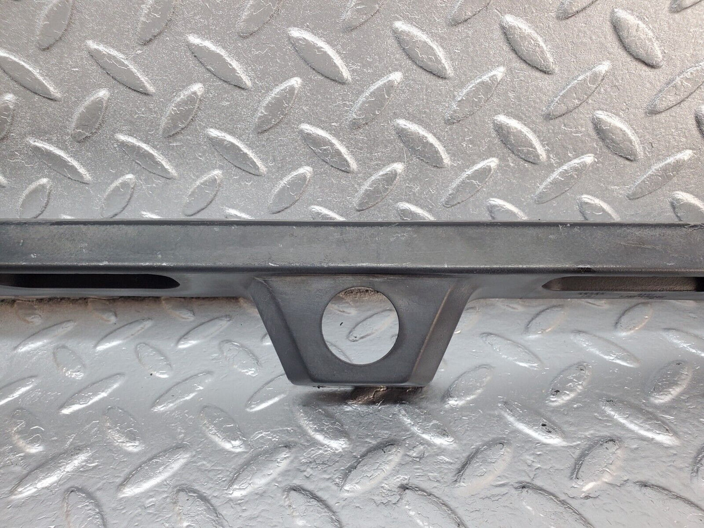 45706 Mercedes-Benz W126 420SE Boot Handle Trim Number Plate Light 1268202909