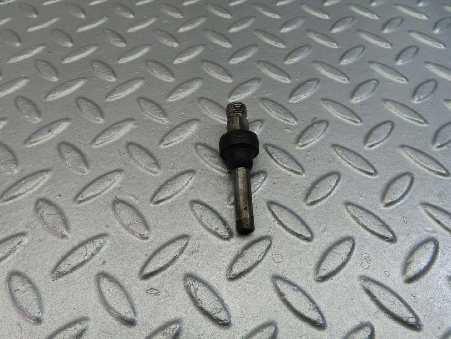 9803 Mercedes-Benz C123 280CE Coupe Fuel Injector Bosch 0437502010