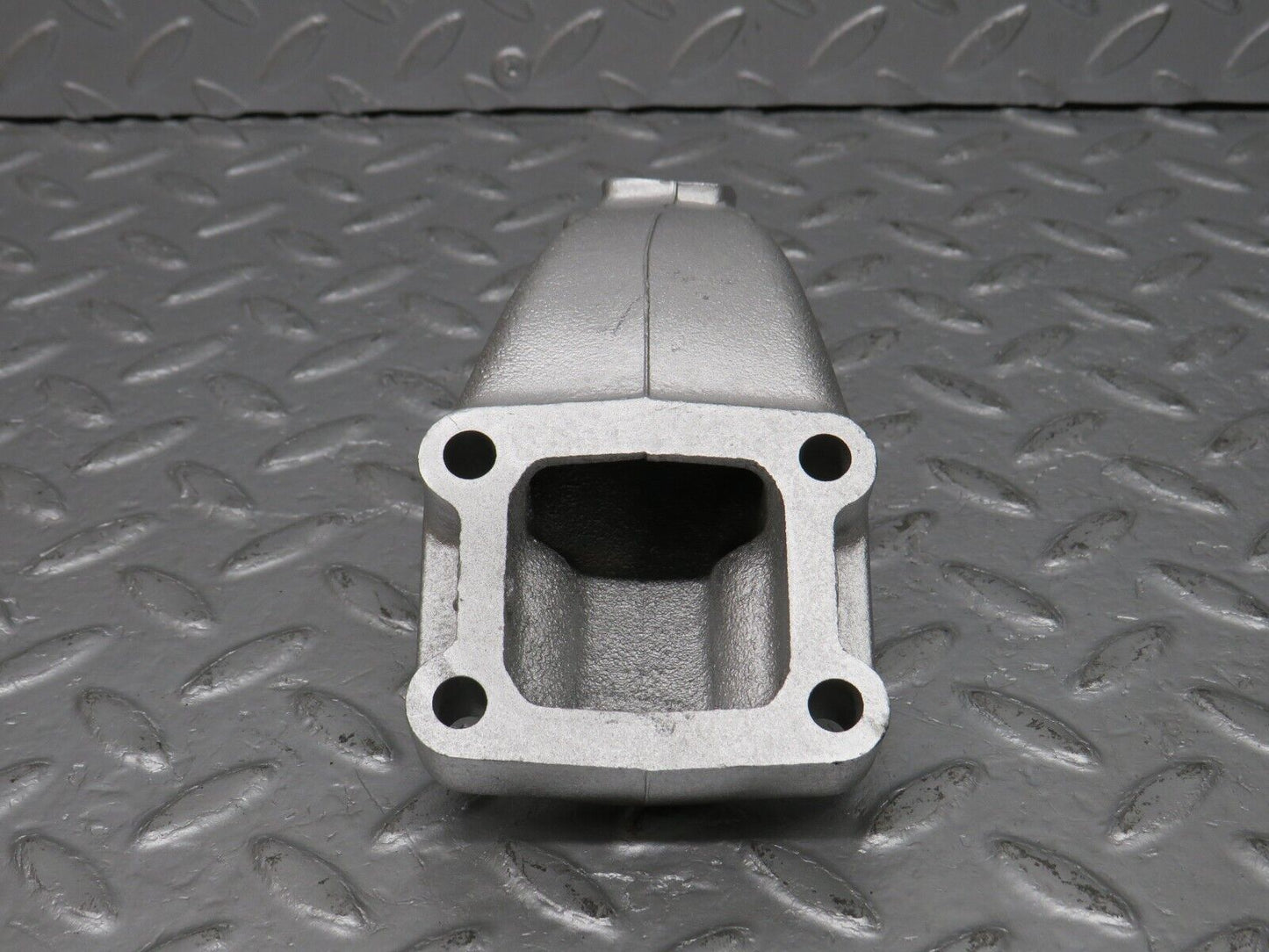 39250 Mercedes-Benz R107 500SL Engine Mount Bracket Left 1162234604