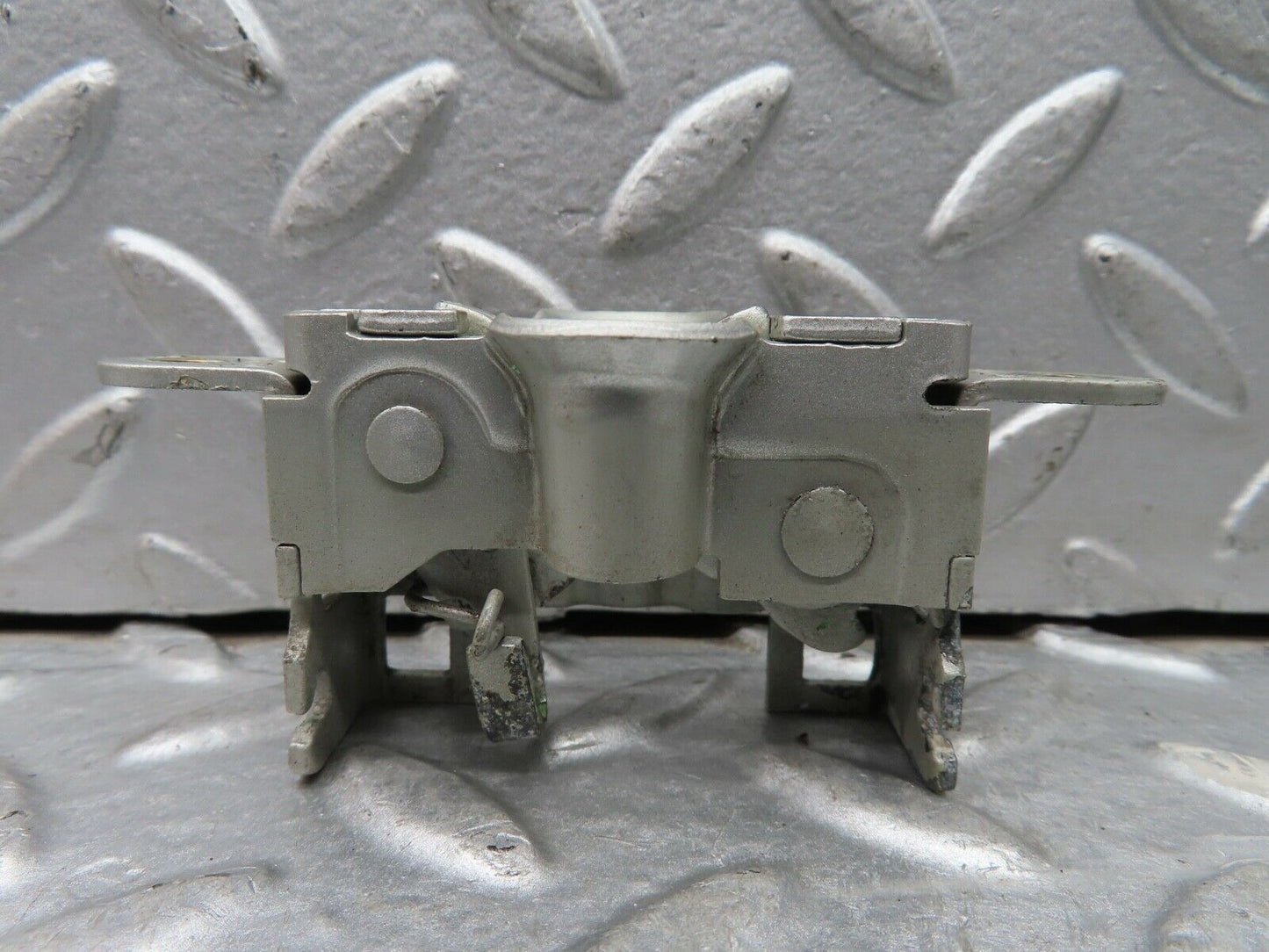 19336 Mercedes-Benz C140 CL420 Coupe Bonnet Lock Pair 2028800160
