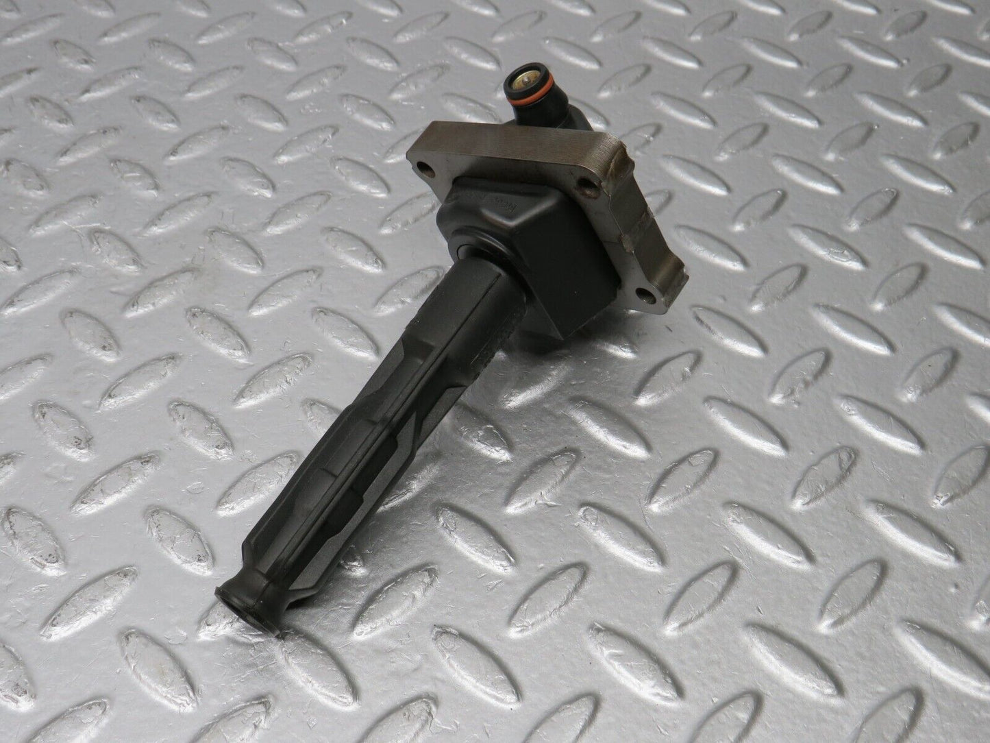 39493 Mercedes-Benz R129 320SL Coupe Ignition Coil 0001587003 0221506444 0001593542
