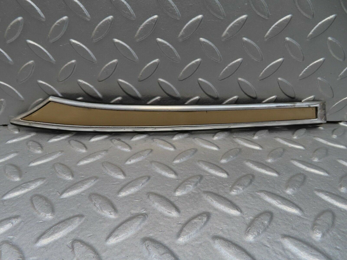 15943 Mercedes-Benz W123 280E C Pillar Exterior Trim Right Side 1236981097